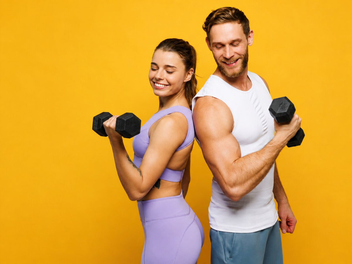 MovePro hex dumbbellset 2 × 5 kg zwart – sfeerfoto van een training met gewichten